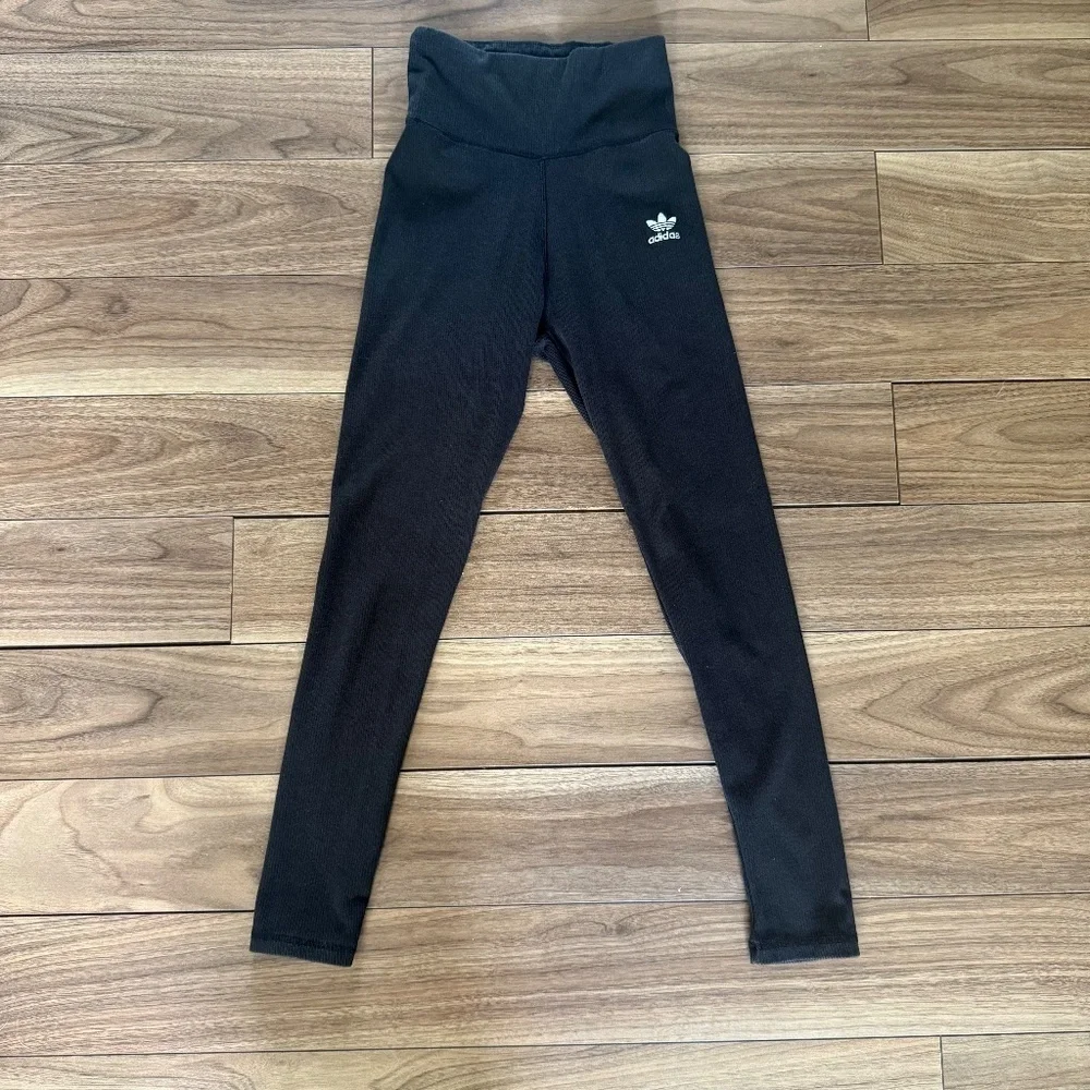Adidas Originals | Ribbed Black Leggings (XS) - Picture 3 of 7